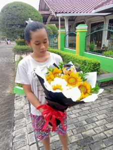 karangan bunga wisuda